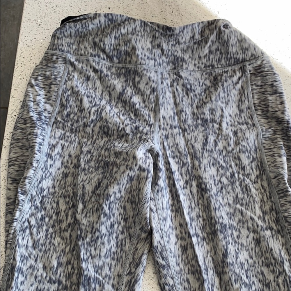 VS Total Knockout Tights with Pockets